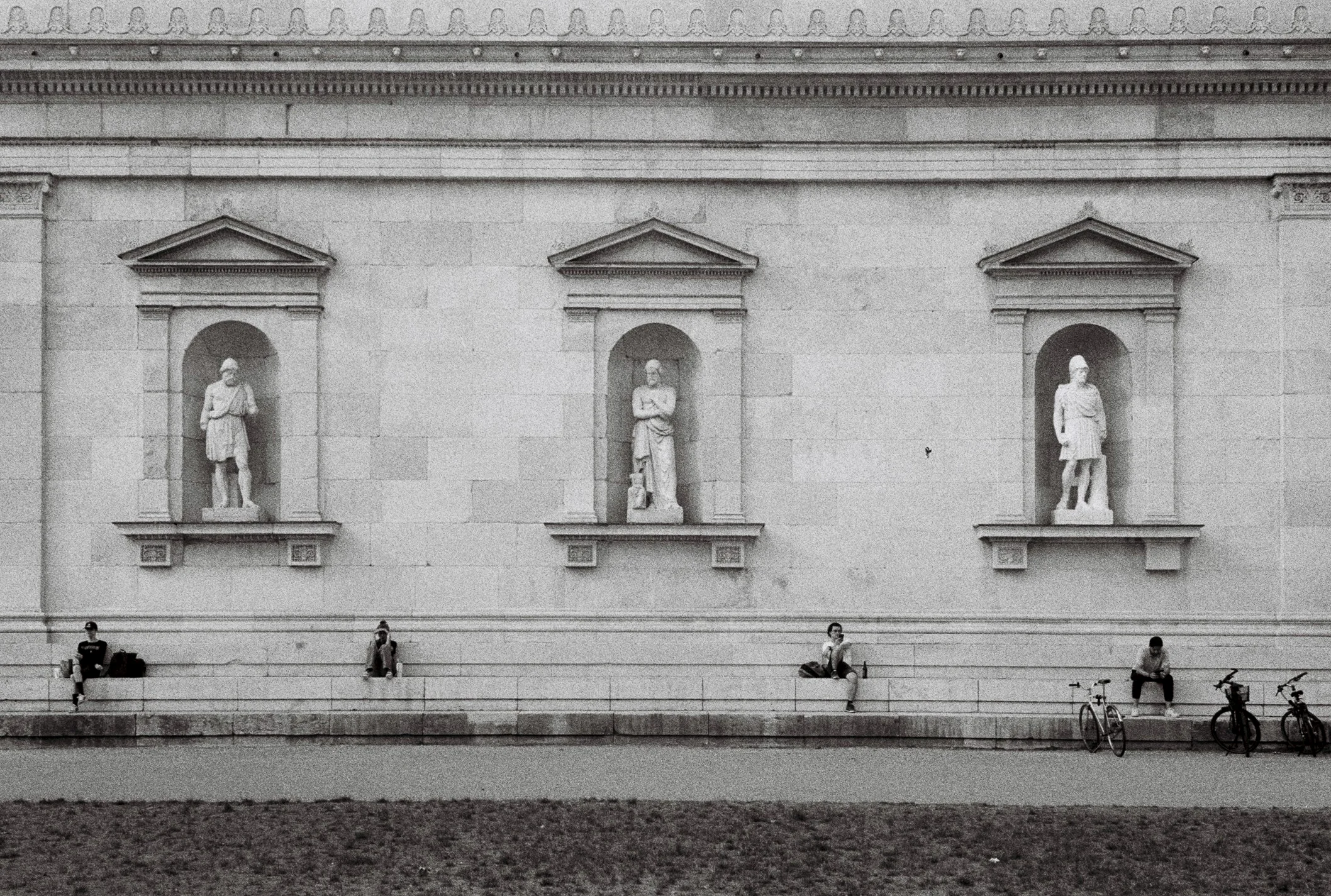 Analog photo with unknown date